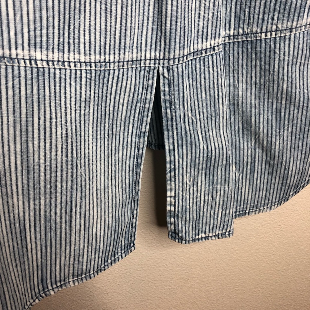Cloth & stone button down top - Picture 6 of 6